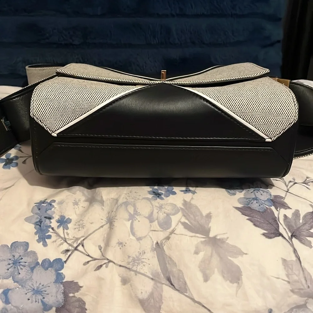 Givenchy “Eden” Bag with Envelope Flap - Picture 4 of 14